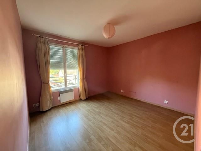Appartement F3 &agrave; louer - 3 pi&egrave;ces - 84,16 m2 - Coulommiers - 77 - ILE-DE-FRANCE