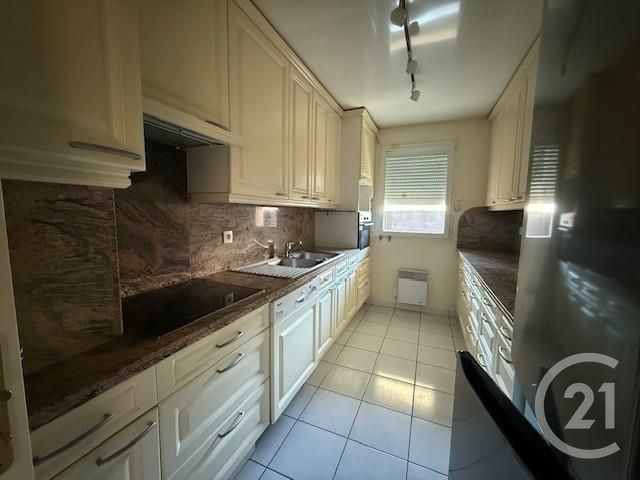 Appartement F3 &agrave; louer - 3 pi&egrave;ces - 84,16 m2 - Coulommiers - 77 - ILE-DE-FRANCE