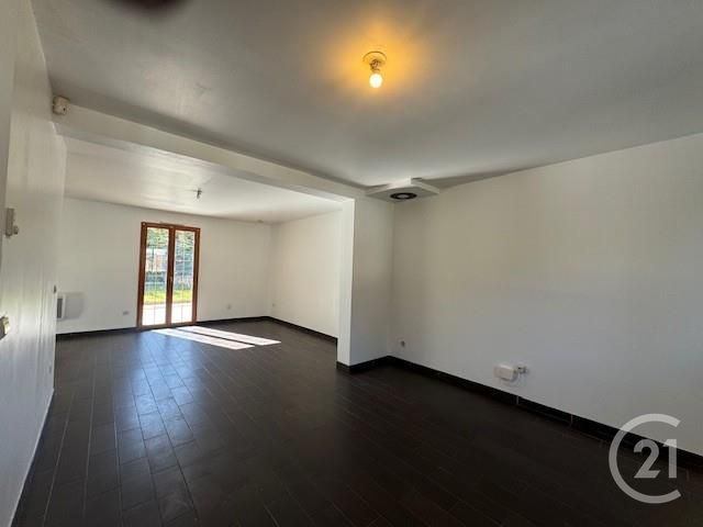 Maison &agrave; louer - 5 pi&egrave;ces - 104,15 m2 - La Ferte Gaucher - 77 - ILE-DE-FRANCE