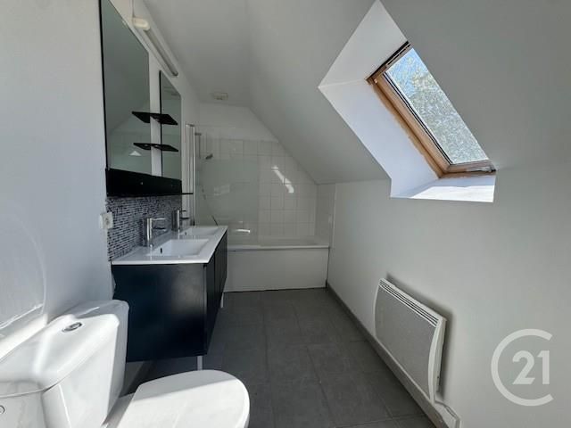 Maison &agrave; louer - 5 pi&egrave;ces - 104,15 m2 - La Ferte Gaucher - 77 - ILE-DE-FRANCE