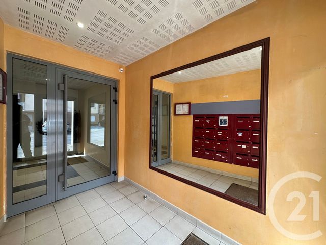 Appartement F2 &agrave; vendre - 2 pi&egrave;ces - 49,37 m2 - La Ferte Gaucher - 77 - ILE-DE-FRANCE