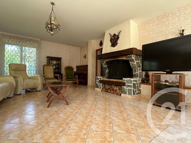 Maison &agrave; vendre - 9 pi&egrave;ces - 220,49 m2 - Boissy Le Chatel - 77 - ILE-DE-FRANCE