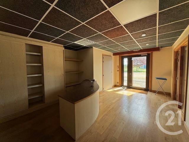 Local commercial à louer - 900.0 m2 - 77 - Seine-et-Marne