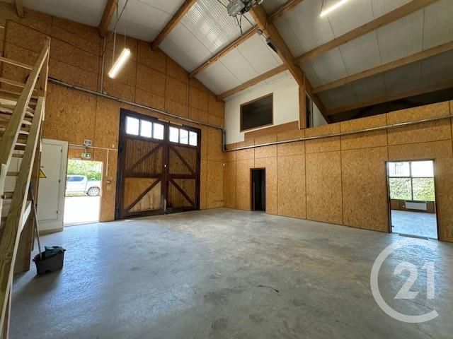 Local commercial à louer - 900.0 m2 - 77 - Seine-et-Marne