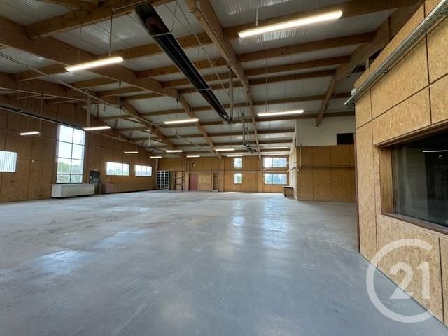 Local commercial à louer - 900.0 m2 - 77 - Seine-et-Marne