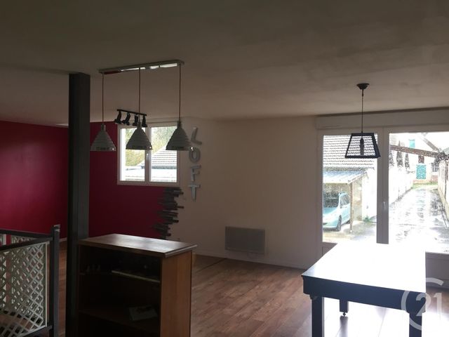 Appartement F3 &agrave; louer - 3 pi&egrave;ces - 119,31 m2 - Rebais - 77 - ILE-DE-FRANCE