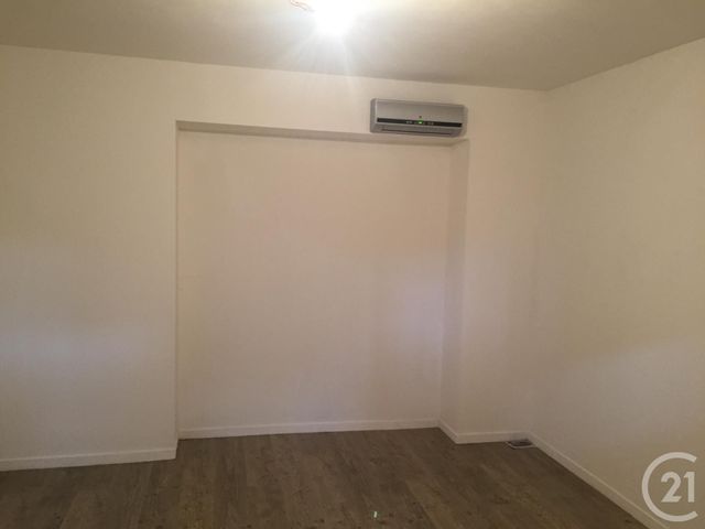 Appartement F3 &agrave; louer - 3 pi&egrave;ces - 119,31 m2 - Rebais - 77 - ILE-DE-FRANCE