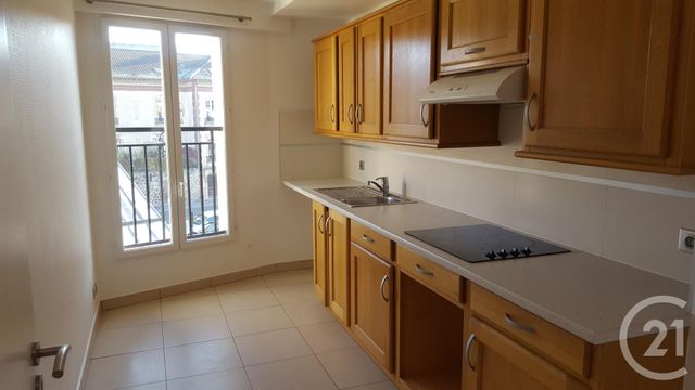 Appartement F3 &agrave; louer - 3 pi&egrave;ces - 65 m2 - 77 - ILE-DE-FRANCE