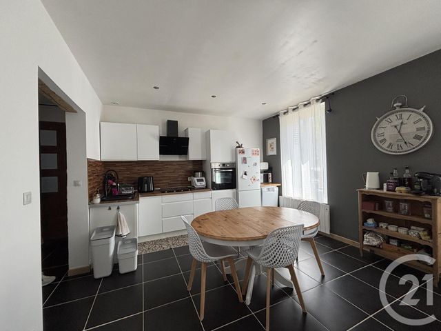 Appartement F2 &agrave; louer - 2 pi&egrave;ces - 55,77 m2 - Chauffry - 77 - ILE-DE-FRANCE
