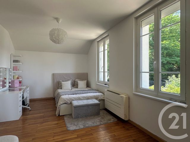 Maison &agrave; vendre - 7 pi&egrave;ces - 136,01 m2 - Mouroux - 77 - ILE-DE-FRANCE