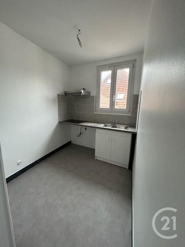 Appartement Studio &agrave; louer - 1 pi&egrave;ce - 25,10 m2 - La Ferte Sous Jouarre - 77 - ILE-DE-FRANCE