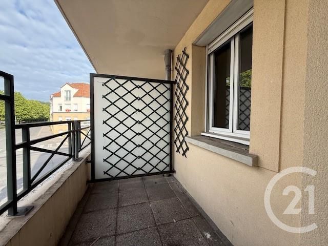 Appartement F3 &agrave; louer - 3 pi&egrave;ces - 66,80 m2 - Coulommiers - 77 - ILE-DE-FRANCE