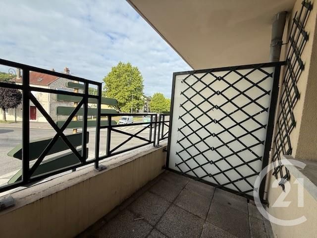Appartement F3 &agrave; louer - 3 pi&egrave;ces - 66,80 m2 - Coulommiers - 77 - ILE-DE-FRANCE