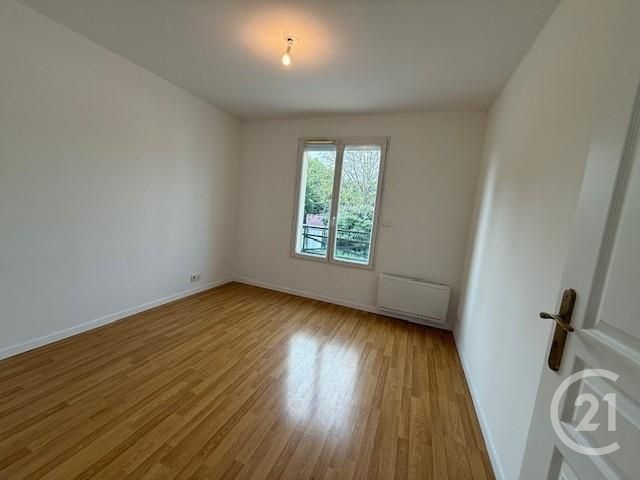 Appartement F3 &agrave; louer - 3 pi&egrave;ces - 66,80 m2 - Coulommiers - 77 - ILE-DE-FRANCE