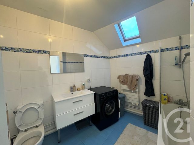 Appartement F3 &agrave; louer - 3 pi&egrave;ces - 65 m2 - Coulommiers - 77 - ILE-DE-FRANCE