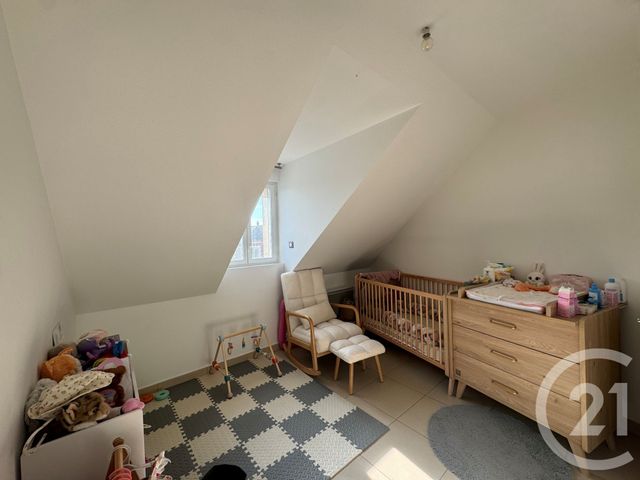 Appartement F3 &agrave; louer - 3 pi&egrave;ces - 65 m2 - Coulommiers - 77 - ILE-DE-FRANCE