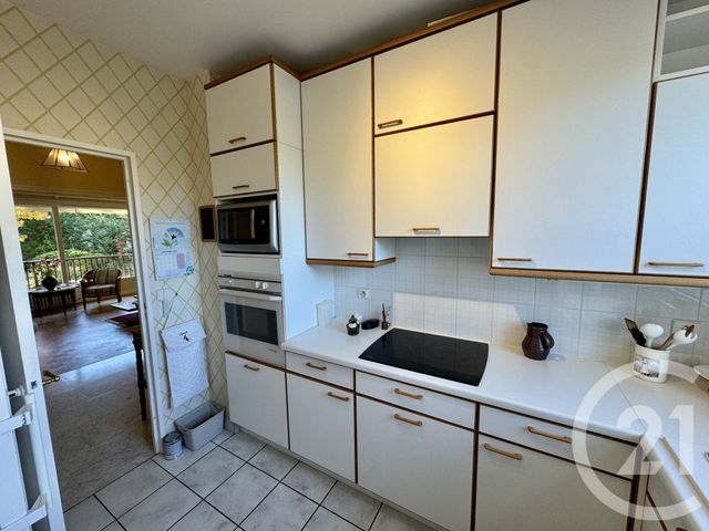 Appartement F6 à vendre - 6 pièces - 111,69 m2 - Avon - 77 - ILE-DE-FRANCE