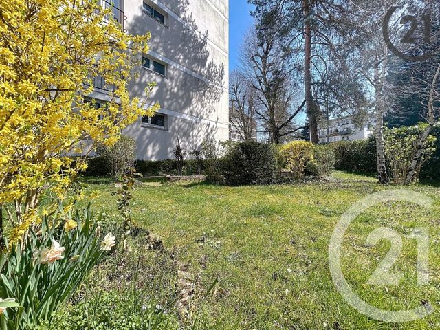 Appartement Studio à vendre - 1 pièce - 27 m2 - Fontainebleau - 77 - ILE-DE-FRANCE