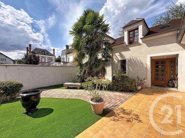 Maison &agrave; vendre - 6 pi&egrave;ces - 127,89 m2 - Fontainebleau - 77 - ILE-DE-FRANCE