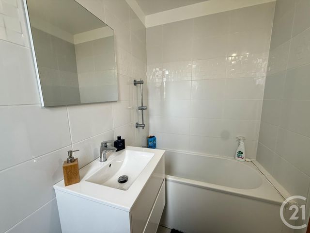 Appartement &agrave; vendre - 3 pi&egrave;ces - 49,65 m2 - Fontainebleau - 77 - ILE-DE-FRANCE