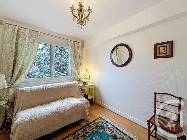 Appartement F4 &agrave; vendre - 4 pi&egrave;ces - 78,67 m2 - Fontainebleau - 77 - ILE-DE-FRANCE