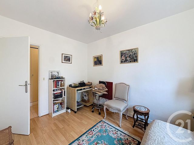 Appartement F4 &agrave; vendre - 4 pi&egrave;ces - 78,67 m2 - Fontainebleau - 77 - ILE-DE-FRANCE