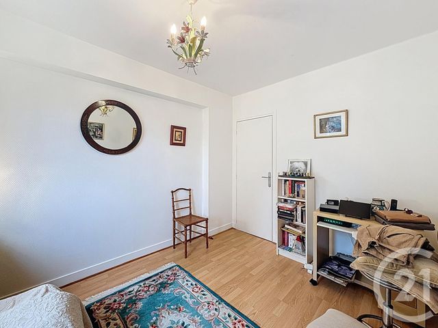 Appartement F4 &agrave; vendre - 4 pi&egrave;ces - 78,67 m2 - Fontainebleau - 77 - ILE-DE-FRANCE