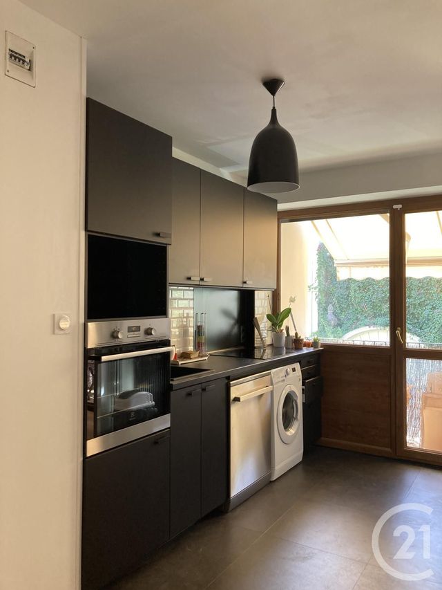 Prix immobilier FONTAINEBLEAU - Photo d’un appartement vendu