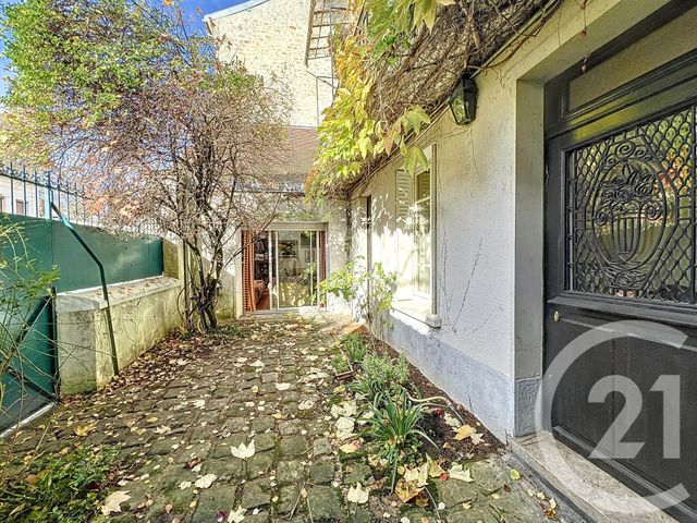 Maison à vendre - 4 pièces - 117,42 m2 - Fontainebleau - 77 - ILE-DE-FRANCE