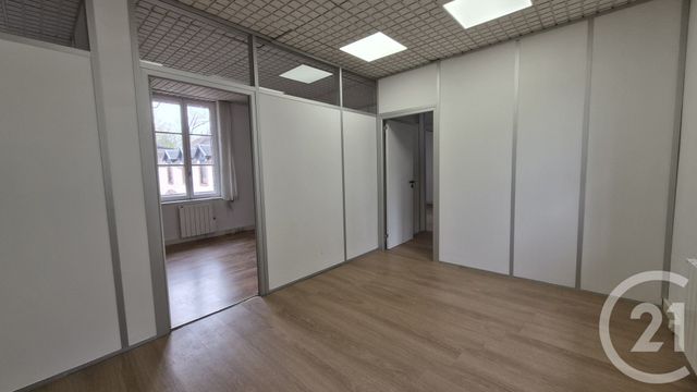 Bureaux à louer - 83.92 m2 - 77 - Seine-et-Marne