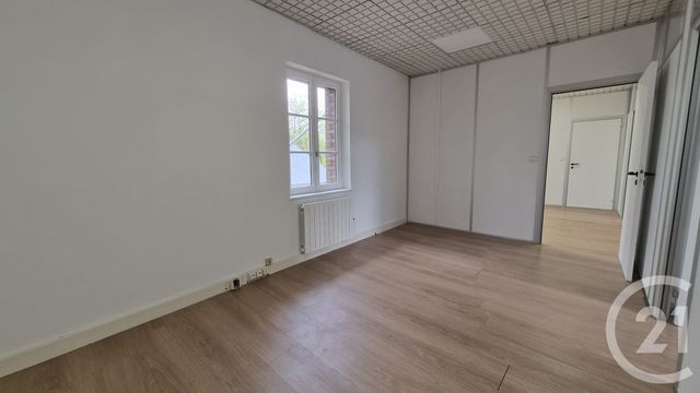 Bureaux à louer - 83.92 m2 - 77 - Seine-et-Marne