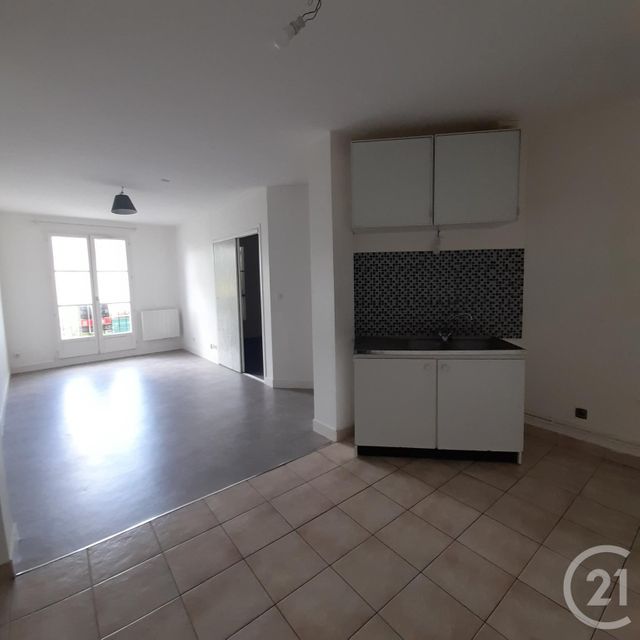 Appartement à louer - 2 pièces - 43,47 m2 - Fontainebleau - 77 - ILE-DE-FRANCE