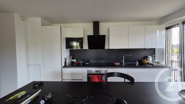 Appartement T2 &agrave; louer - 2 pi&egrave;ces - 62,96 m2 - Fontainebleau - 77 - ILE-DE-FRANCE