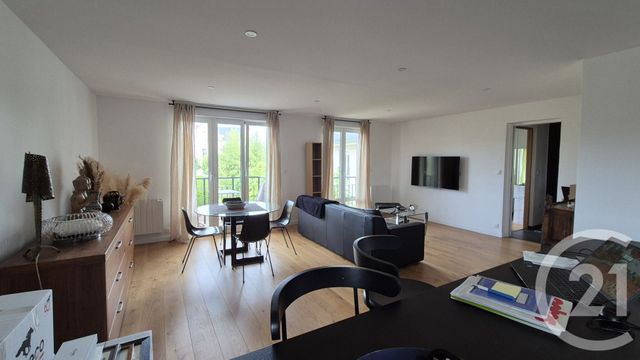 Appartement T2 &agrave; louer - 2 pi&egrave;ces - 62,96 m2 - Fontainebleau - 77 - ILE-DE-FRANCE