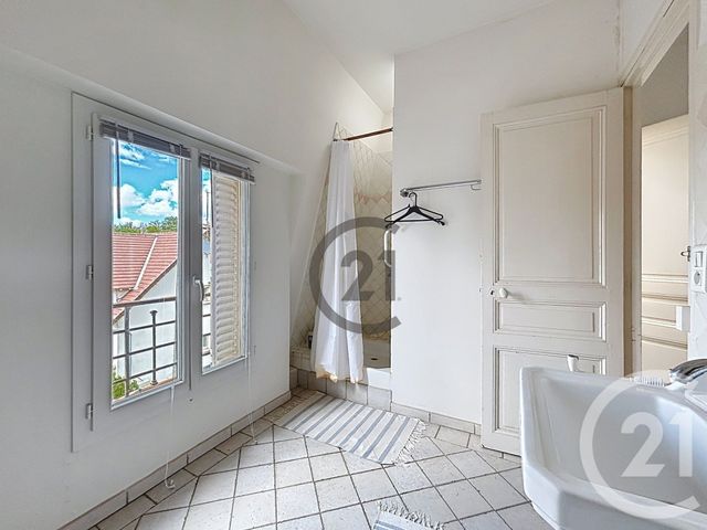 Maison &agrave; vendre - 8 pi&egrave;ces - 165,82 m2 - Fontainebleau - 77 - ILE-DE-FRANCE
