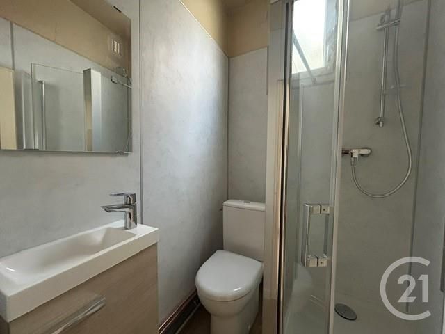 Appartement &agrave; vendre - 4 pi&egrave;ces - 82 m2 - Fontainebleau - 77 - ILE-DE-FRANCE