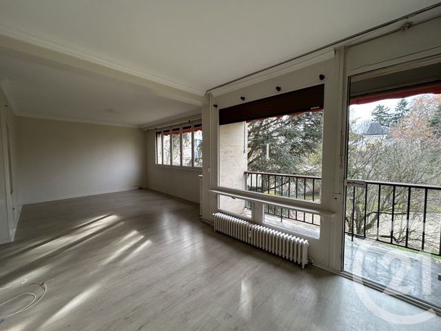 Appartement à vendre - 3 pièces - 60,54 m2 - Fontainebleau - 77 - ILE-DE-FRANCE