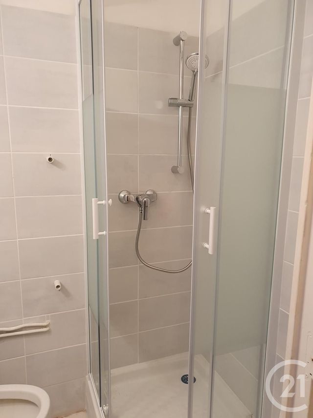 Appartement &agrave; vendre - 2 pi&egrave;ces - 28,11 m2 - Fontainebleau - 77 - ILE-DE-FRANCE