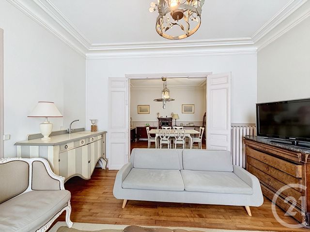Maison &agrave; vendre - 9 pi&egrave;ces - 216,75 m2 - Fontainebleau - 77 - ILE-DE-FRANCE