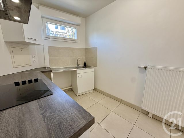 Appartement F4 &agrave; vendre - 4 pi&egrave;ces - 79,48 m2 - Fontainebleau - 77 - ILE-DE-FRANCE