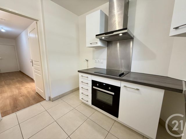 Appartement F4 &agrave; vendre - 4 pi&egrave;ces - 79,48 m2 - Fontainebleau - 77 - ILE-DE-FRANCE