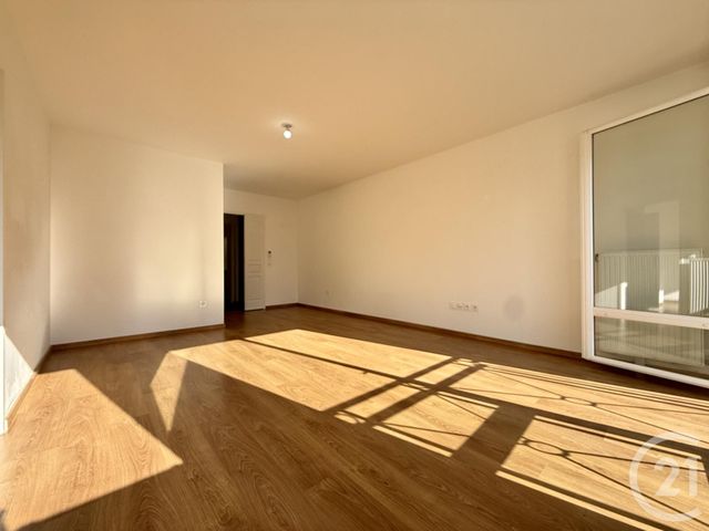 Appartement F4 &agrave; vendre - 4 pi&egrave;ces - 79,48 m2 - Fontainebleau - 77 - ILE-DE-FRANCE