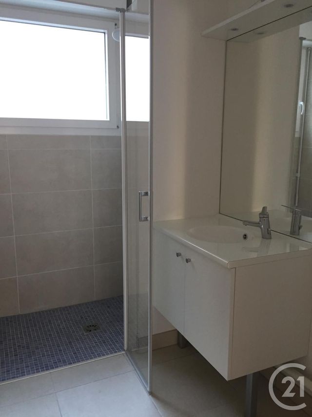 Appartement F4 &agrave; vendre - 4 pi&egrave;ces - 79,48 m2 - Fontainebleau - 77 - ILE-DE-FRANCE