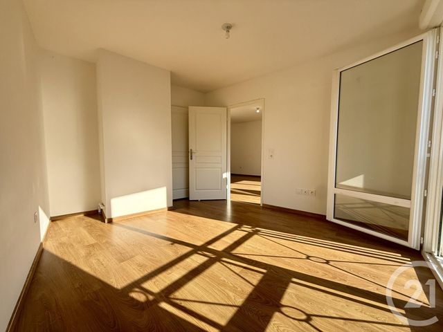 Appartement F4 &agrave; vendre - 4 pi&egrave;ces - 79,48 m2 - Fontainebleau - 77 - ILE-DE-FRANCE