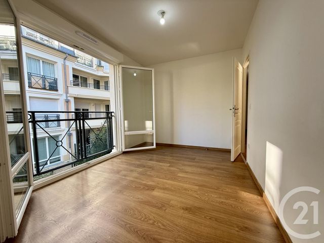 Appartement F4 &agrave; vendre - 4 pi&egrave;ces - 79,48 m2 - Fontainebleau - 77 - ILE-DE-FRANCE
