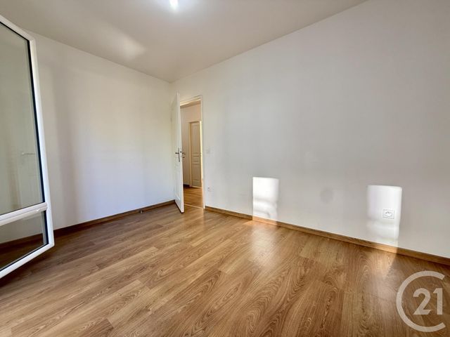 Appartement F4 &agrave; vendre - 4 pi&egrave;ces - 79,48 m2 - Fontainebleau - 77 - ILE-DE-FRANCE