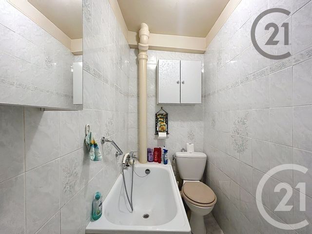 Appartement &agrave; vendre - 3 pi&egrave;ces - 55,68 m2 - Fontainebleau - 77 - ILE-DE-FRANCE
