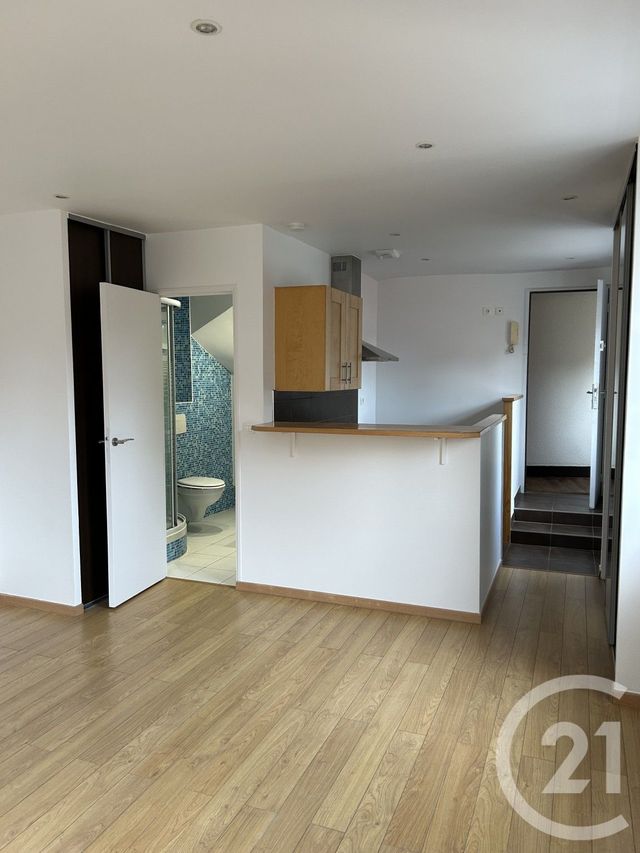 Appartement Studio à louer - 1 pièce - 27,57 m2 - Fontainebleau - 77 - ILE-DE-FRANCE