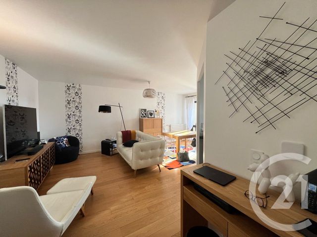 Appartement Duplex à vendre - 4 pièces - 103,34 m2 - Fontainebleau - 77 - ILE-DE-FRANCE