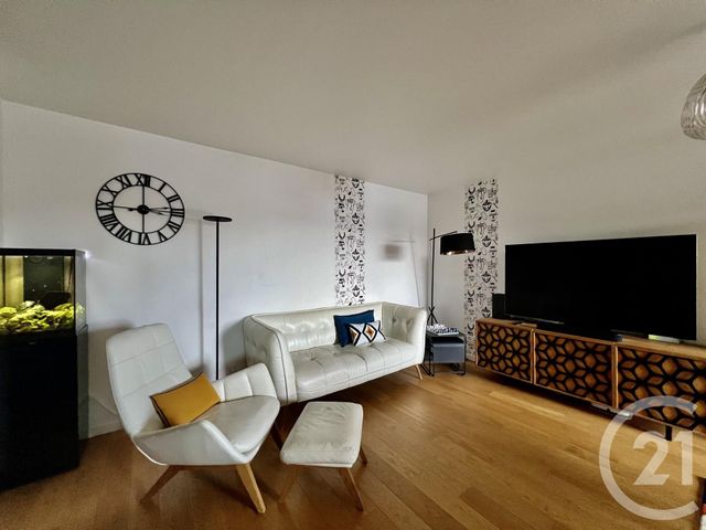 Appartement Duplex à vendre - 4 pièces - 103,34 m2 - Fontainebleau - 77 - ILE-DE-FRANCE